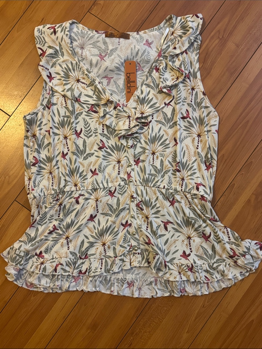 NWT Bellini Off White Floral Ruffle Gold Button-Front Sleeveless Top Size Large